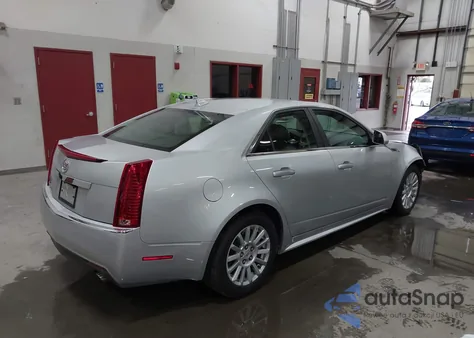 2010 Cadillac Cts Luxury z USA, uszkodzony, nr VIN 1G6DG5EG4A0138533